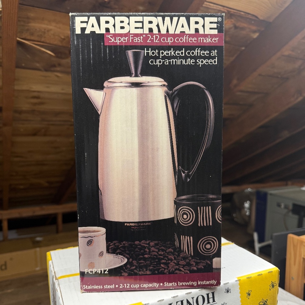 Farberware Coffee Percolator - 12 cup NEW/UNUSED